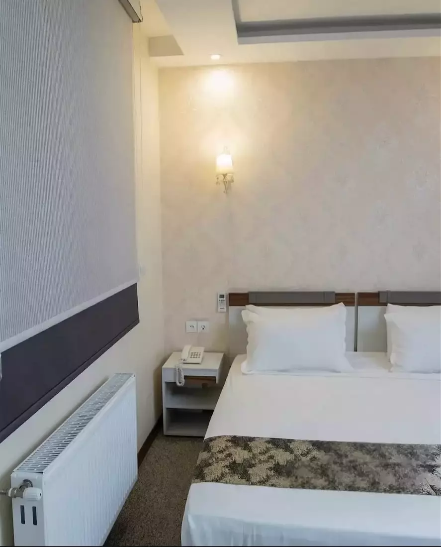 Alibaba https://cdn.alibaba.ir/ostorage/hotel-accommodation-images/689c732dac13a7ed0d86584e_سوییت دوتخته VIP.webp
